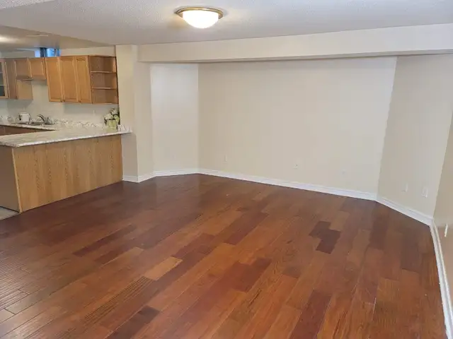 BASEMENT FOR RENT in Long Term Rentals in Oshawa / Durham Region - Image 10