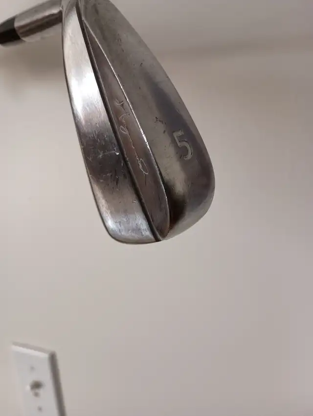 Haywood Golf Signature Irons LH Left in Golf in Ottawa - Image 3