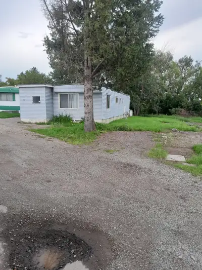 1970 Mobile home needs to be moved ASAP 56x18ft 5 bedrooms All appliances included New vinyl floorin...