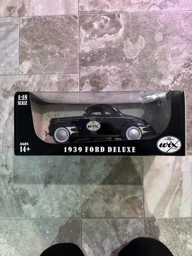 toy car replica in Toys & Games in Winnipeg - Image 2