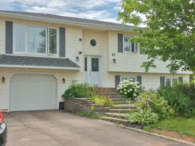This is a very bright, clean, and pleasant house, in a desirable Charlottetown location. Available D...