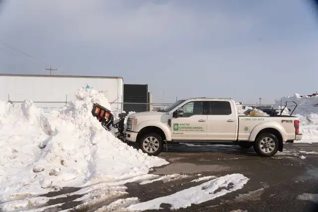 #1 Snow Removal Services 542968134889656322