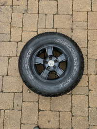 245/75R16 tires on 07' Honda Pilot rims (5x114.3 bolt pattern)