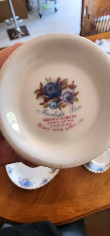 Royal albert moonlight tose in Arts & Collectibles in Bedford