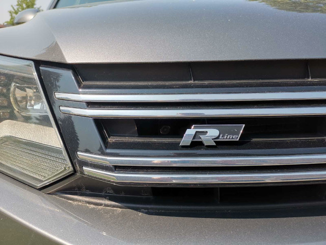Volkswagen Tiguan R-Line 1st owner in Cars & Trucks in City of Toronto