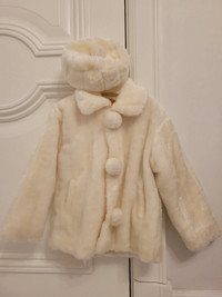 Nouveau manteau fourrure blanc fille 5 ans girl fur coat white