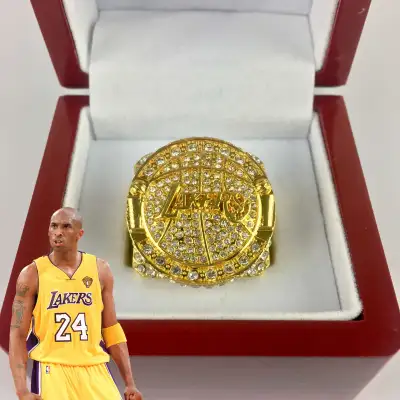 Los       Angeles Lakers  Championship Ring 2010, View more
