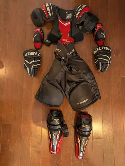 Full set of youth hockey equipment, View more