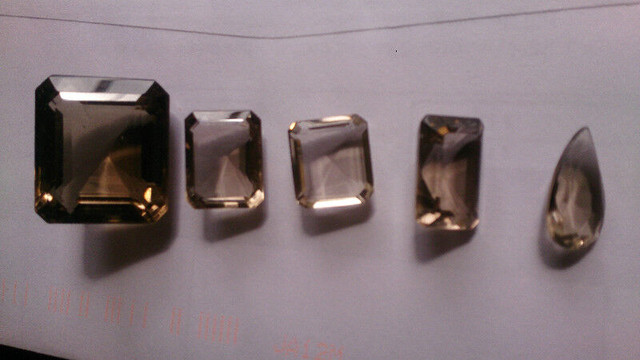 Smokey Quartz Cut Stones in Jewellery & Watches in Stratford - Image 2