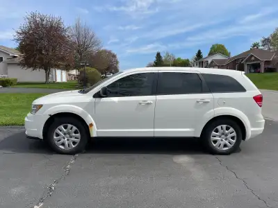 2016 CVP model, 95,000 Km. Set of winter rims/tires included.