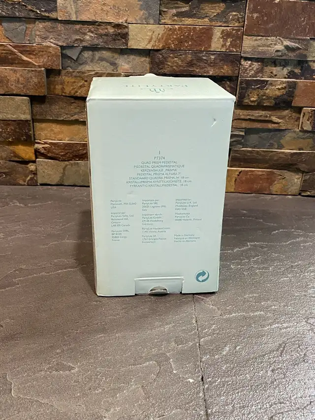 Partylite ~ Quad Prism Pedestal ~ 24% Lead Crystal ~ Brand New in Home Décor & Accents in Red Deer - Image 6