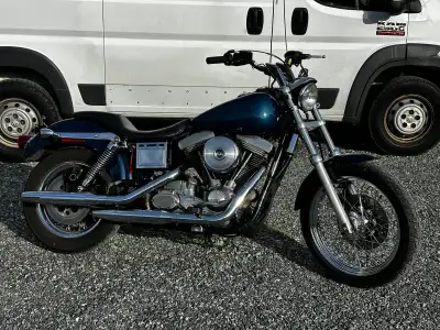 Come take it away looking at a car need the cash asap only issue broken brake lever got knocked over...
