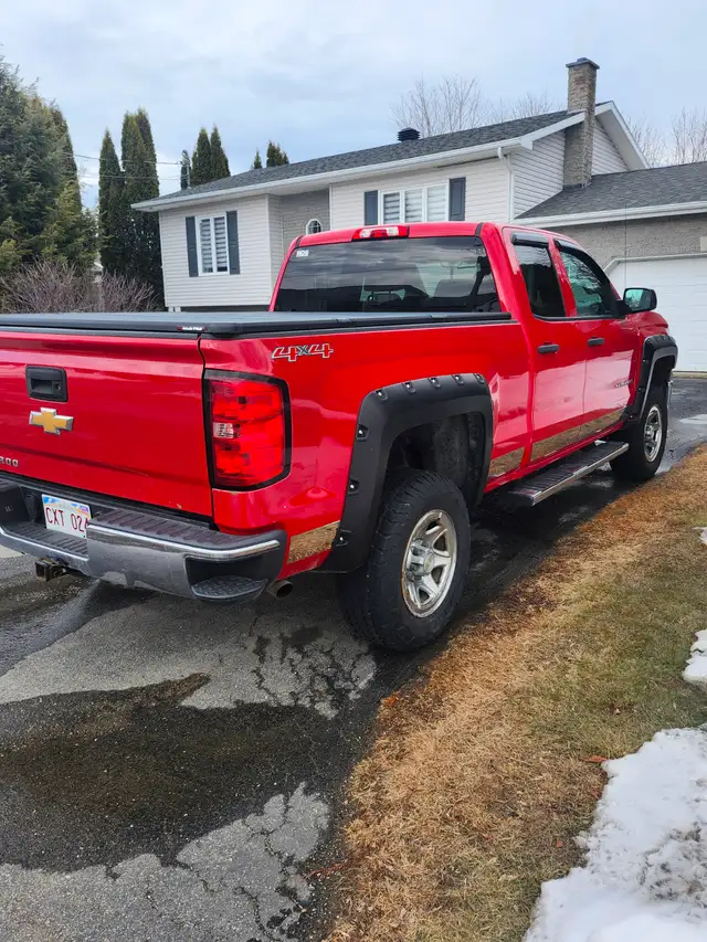 2014 Chev Silverado 1500423430073594695683