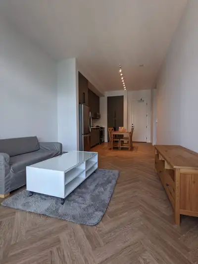Surrey 1 Bed 1 Bath Pet OK for rent