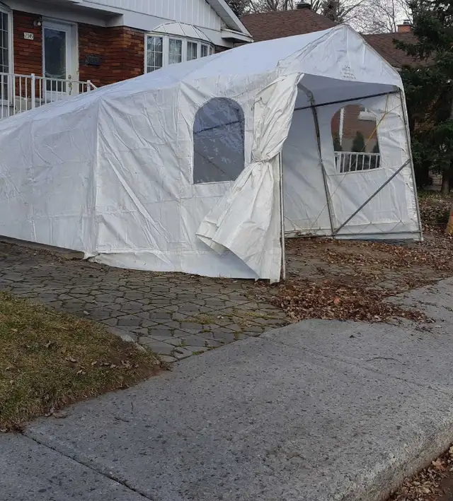toile abri d'auto 8 oz 11x28x6.6 in Outdoor Tools & Storage in City of Montréal - Image 6