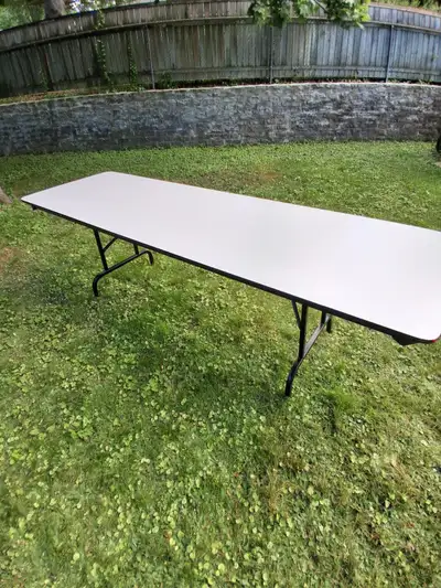 Table de couture ou autre., View more