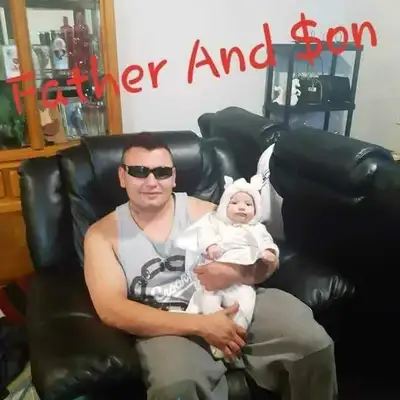 looking for a job in Saskatoon labourer some experience , View more