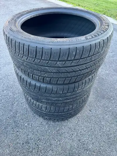 Selling Michelin Pilot Sport 4 All Season Tires. 17 inch. Great condition. 80% tread. 225/45ZR17 94Y...
