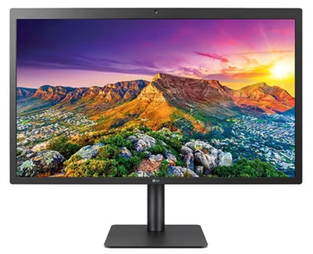 LG Ultrafine 5K Monitor in Monitors in Whitehorse