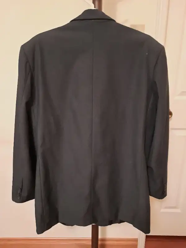 Alfred Dunhill men's blazer in Men's in City of Toronto - Image 3