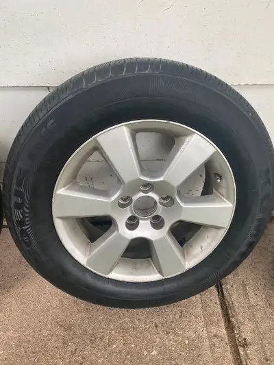 Have a Kumho Solus KH16 tire for sale size 225 65 17. Has even tread wear and just taken off car. It...
