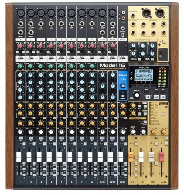 TASCAM MODEL 16 Multitrack Recorder w/ Cover in Pro Audio & Recording Equipment in Hamilton - Image 2