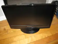 DYNEX 24 INCH LCD TV WORKS GREAT 1080P
