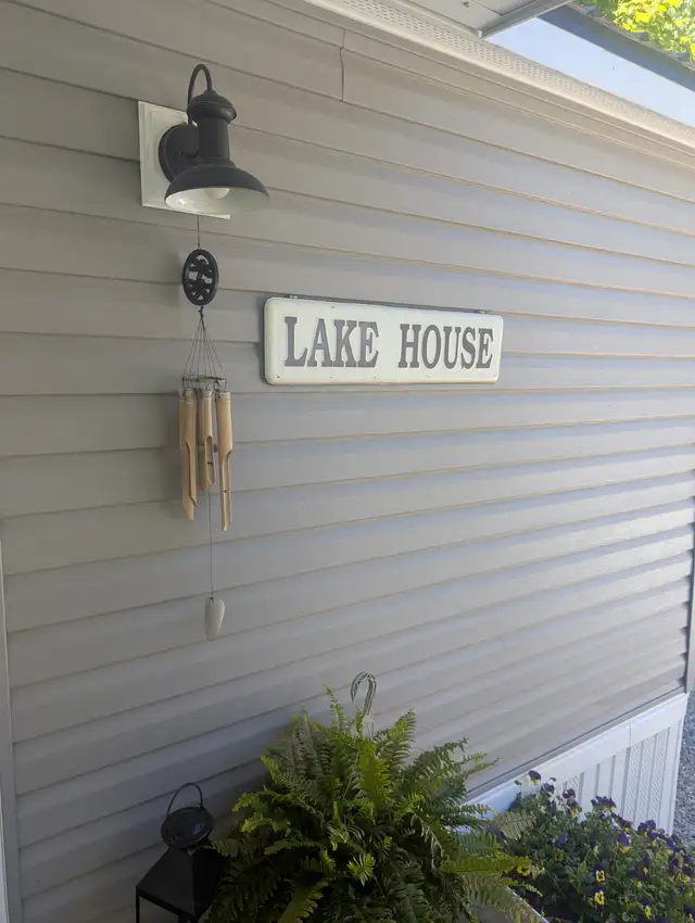 Welcome to the Lake House mobile home Lake Huron