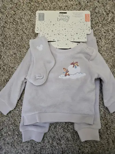 Disney 3-piece set 12-18 months, View more