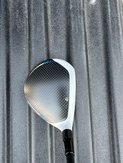 Left Hand Taylormade Sim 2 Titanium 3 wood, View more