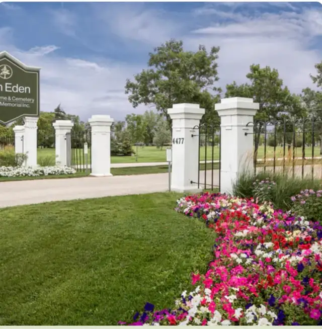 burial plot 474571600655831040
