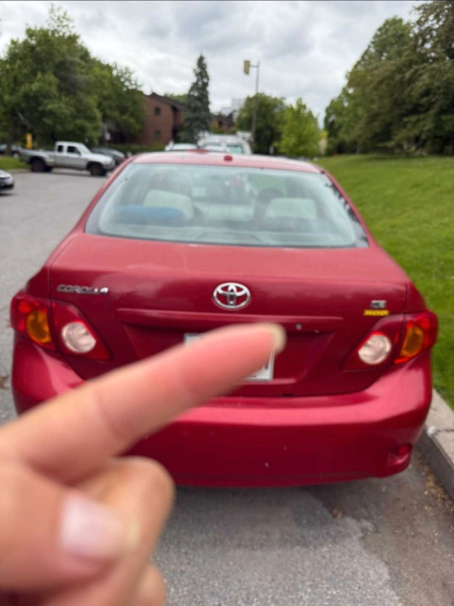 Toyota Corolla LE in Cars & Trucks in City of Montréal - Image 4