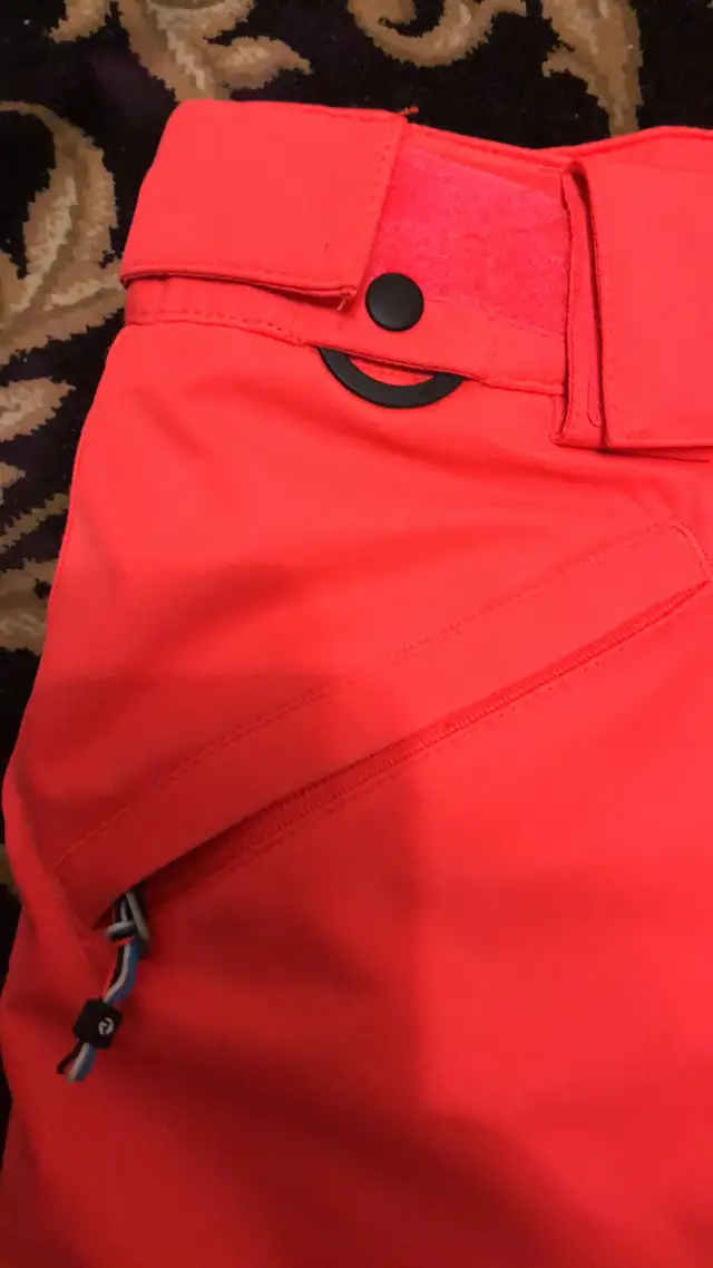 Snow pants size M Ripzone for kids new condition in Kids & Youth in Edmonton - Image 5