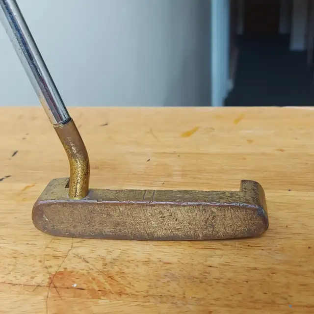 Vintage Dunlop Dead Eye T44 Brass Putter (LH) - $20.00 in Golf in Belleville - Image 5