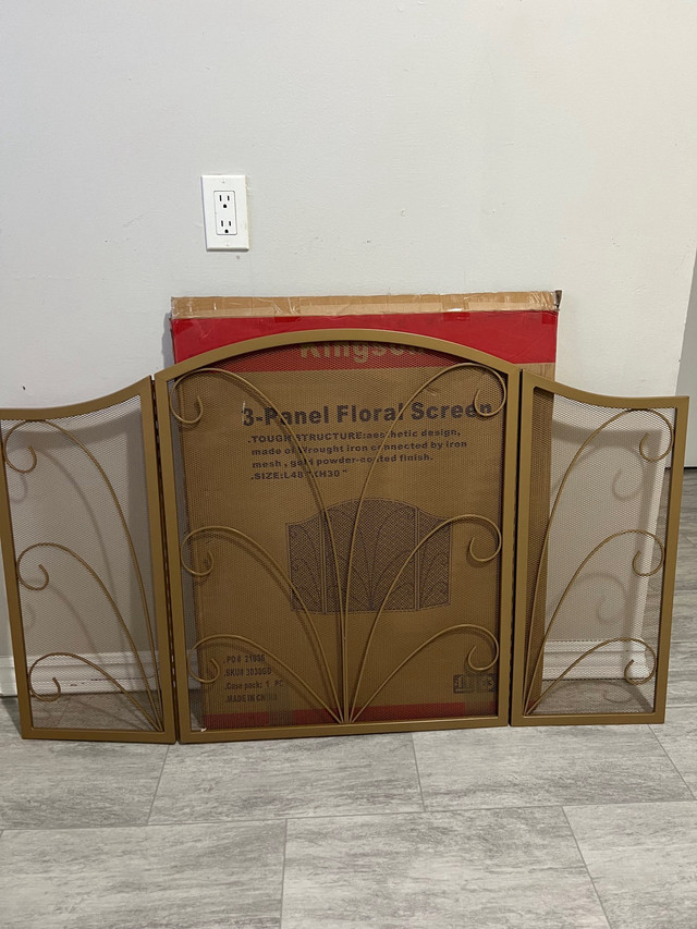 NEW 3-Panel Arched Fireplace Screen Decorative, Handcrafted Iron in Fireplace & Firewood in London - Image 2