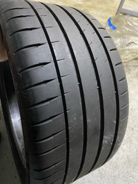 275/30/19 - Michelin PS4S 80-90% TREAD