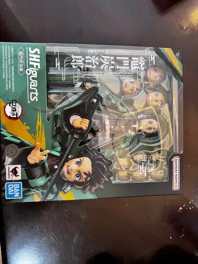 S.H.Figuarts Tanjiro Kamado Demon Slayer TAMASHII NATIONS Bandai Japan New 80 firm Only meet up and...