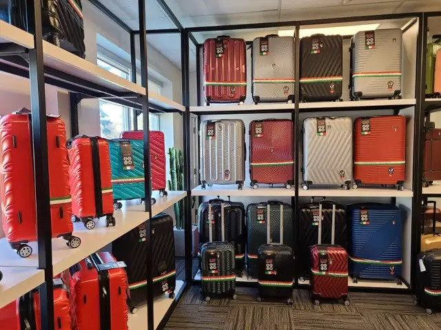 NEW Luggage Hardside Softside Travel Baggages Suitcases On Sale
