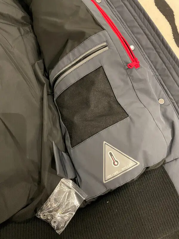 Brand New with Tag Pajari down jacket men - M size fit like S in Men's in Markham / York Region - Image 6