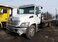 2010 Hino, 7.6L, 22ft Rollback with Stinger, 101in W, F#0017