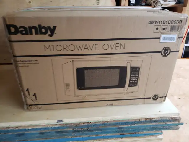 New Black microwave 1.1cu63007359260289122