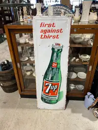 Vertical graphic 7 up bottle sign 