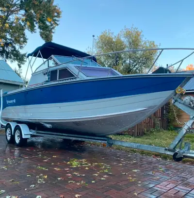 Mercruiser LX 4.3L V-6 225 HP 4barrel carburetor Alpha one drive Stainless props Bennet trim tabs wi...