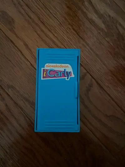 iCarly Nickelodeon Mini Locker/Locker Organizer. Has stickers, View more