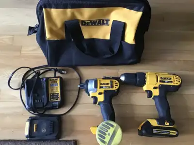DEWALT ensemble Perceuse/visseuse chargeur Ensemble d’embouts Neuf (décès)
