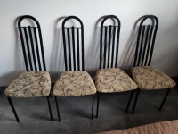 4 chaises de cuicine