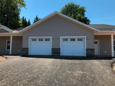 3 Beds+2Baths Duplex House for rent