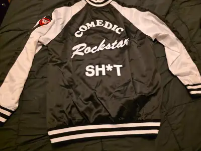 Satin VIP Jacket from Kevin Harts Reality Check Tour 2023 !!! Size 2XL Limited Edition!!! Grab it be...