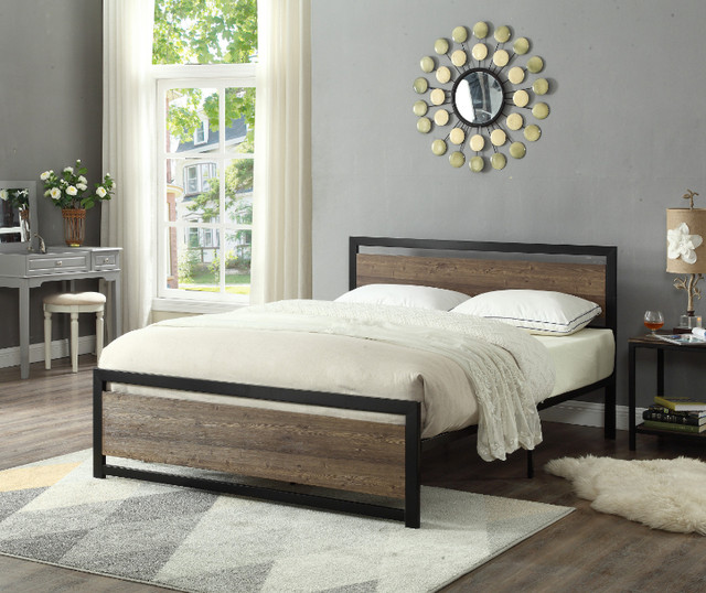 BRAND NEW WOOD PANEL HEADBOARD WITH PLATFORM METAL BASE in Beds & Mattresses in City of Toronto - Image 2