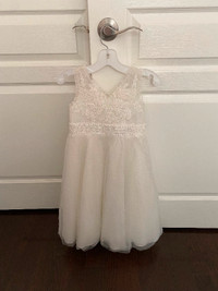 Girls dress - Size 6